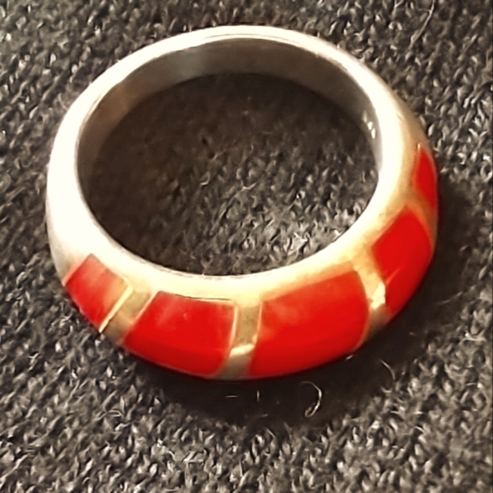 Ring-Sterling and coral